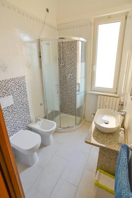 Larte Al Mare Vicino Spiaggia Con Ac E Wifi Apartment Савона Екстериор снимка