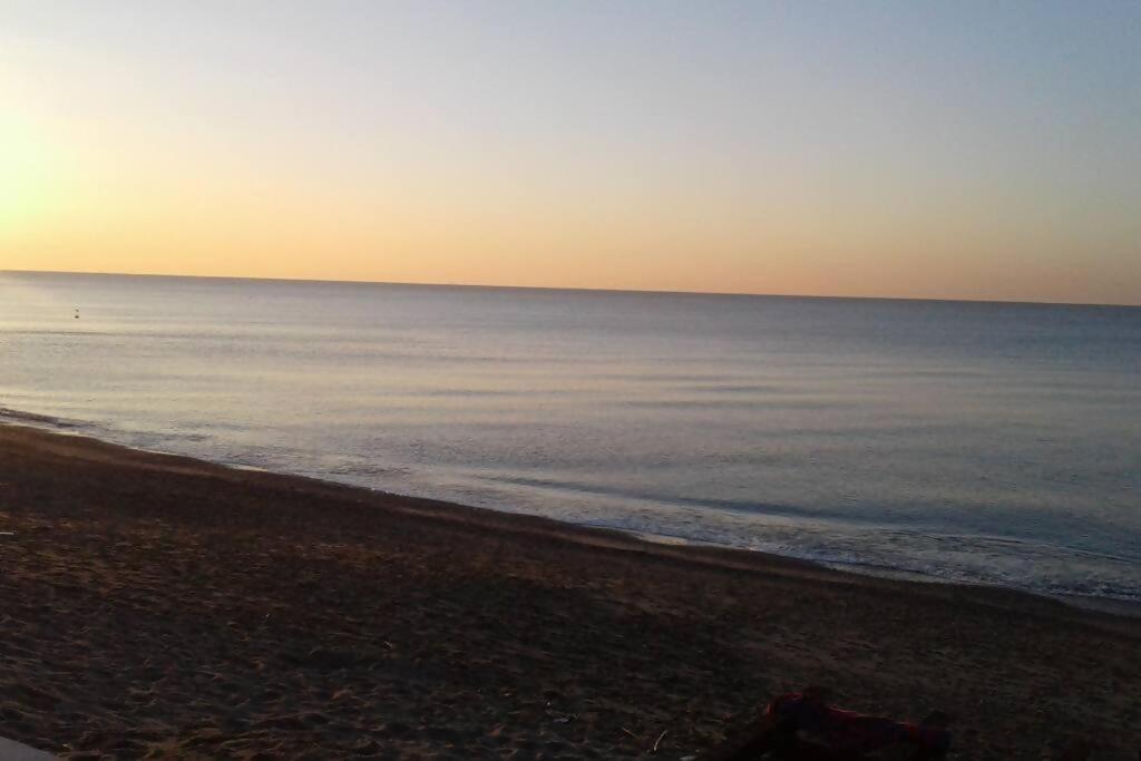 Larte Al Mare Vicino Spiaggia Con Ac E Wifi Apartment Савона Екстериор снимка