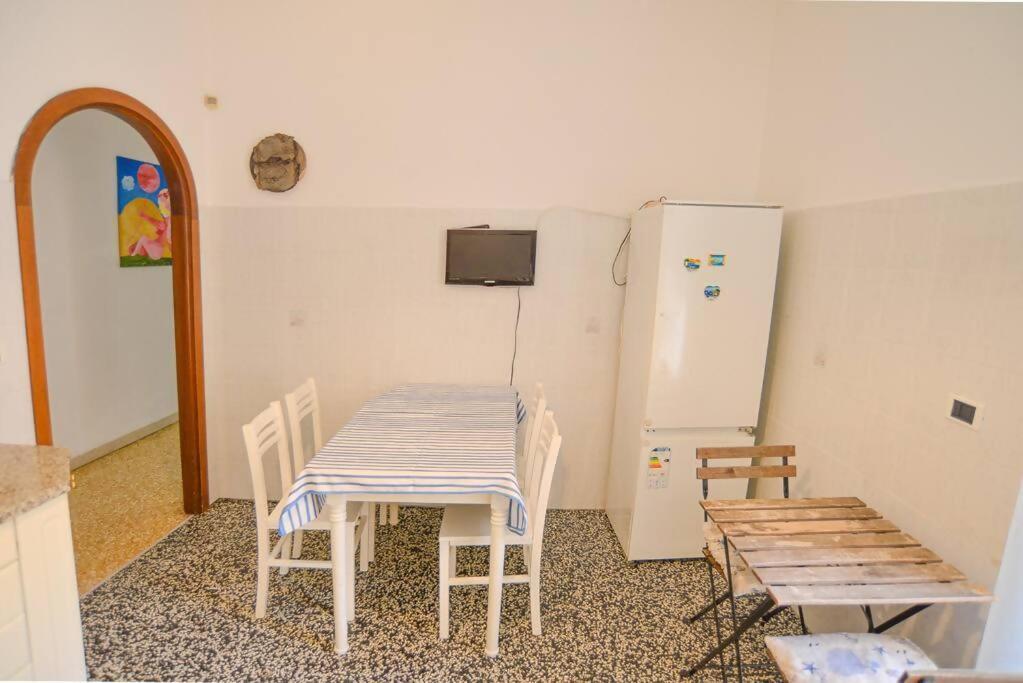 Larte Al Mare Vicino Spiaggia Con Ac E Wifi Apartment Савона Екстериор снимка